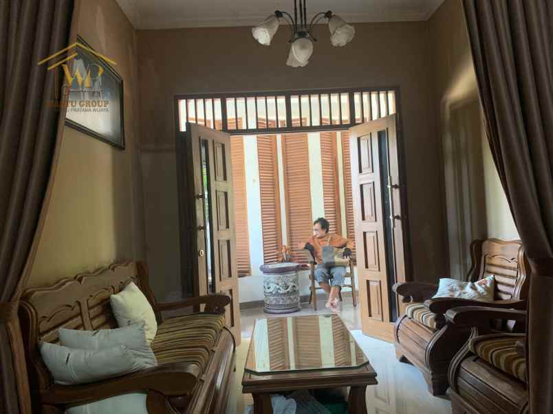 dijual rumah wedomartani maguwoharjo sleman