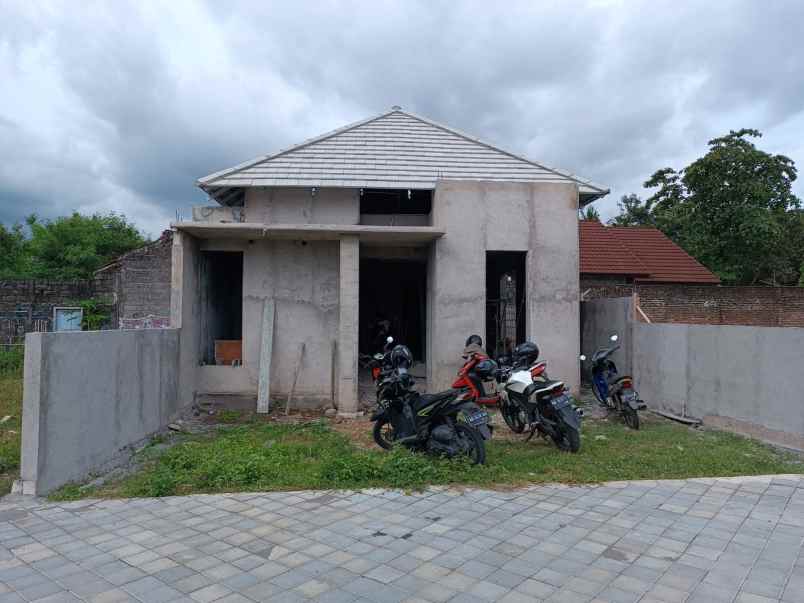 dijual rumah wedomartani ngempak