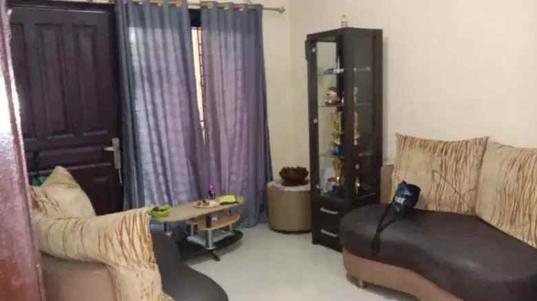 dijual rumah wiguna selatan indah