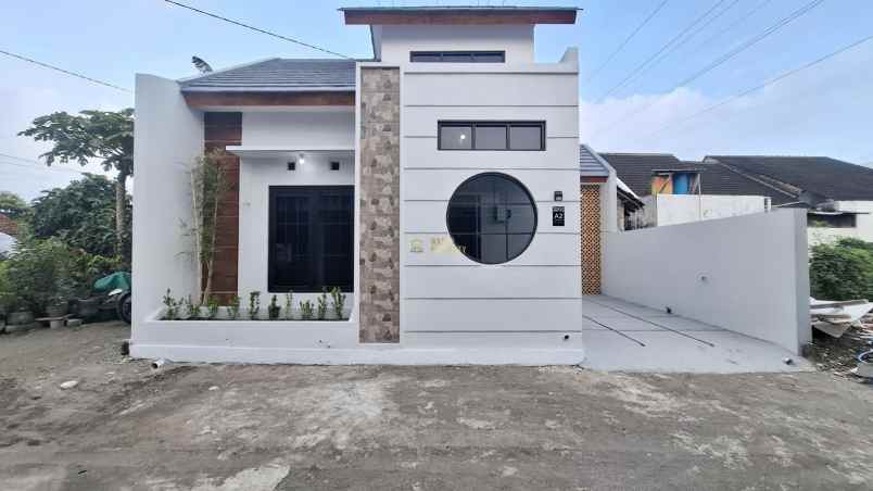 dijual rumah wirokerten banguntapan kab