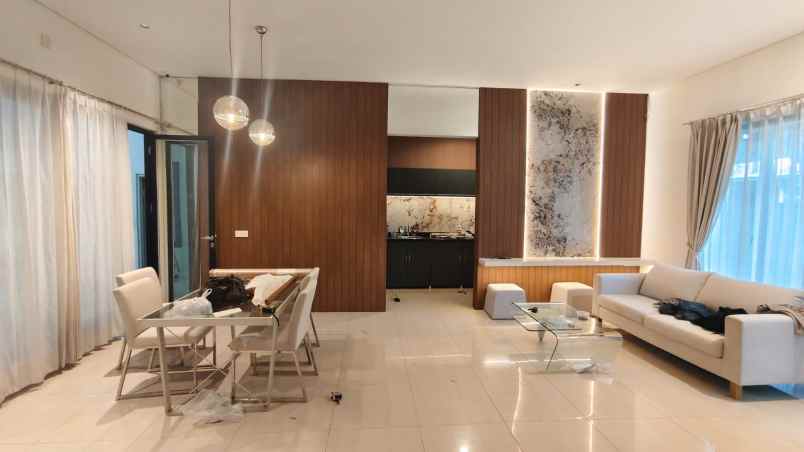 dijual rumah wisata bukit mas