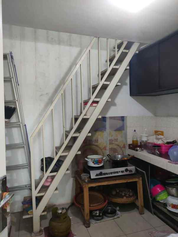 dijual rumah wisata semanggi