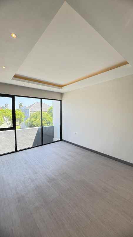 dijual rumah woodland citraland