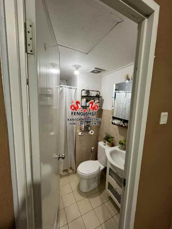 dijual satu unit apartment green bay full furnish