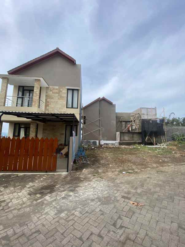 dijual tanah jalan patimura