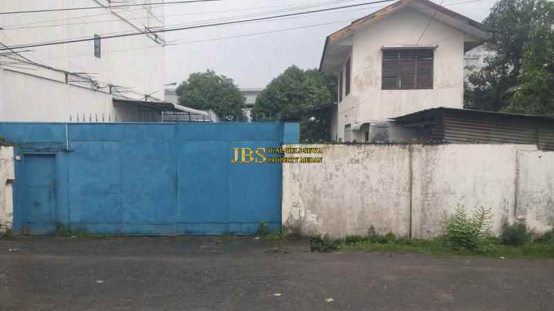 dijual tanah jalan perbatasan daerah