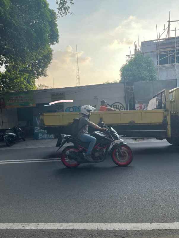 dijual tanah jalan raya meruya selatan