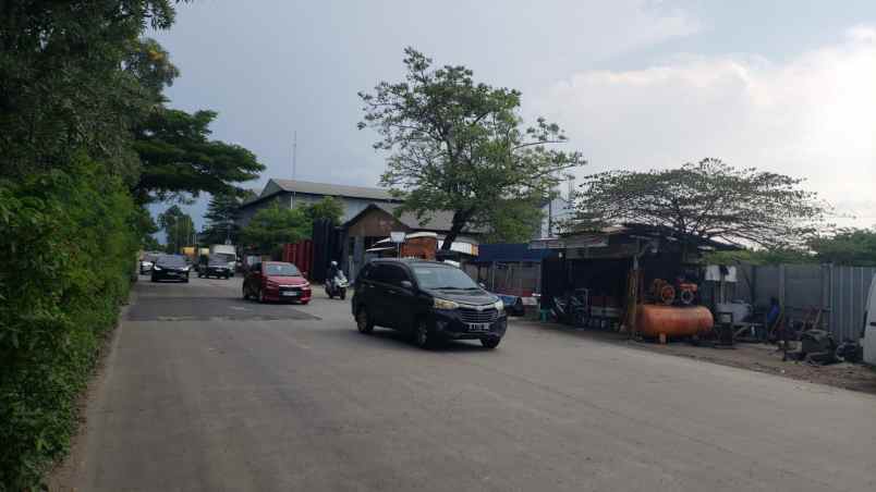 dijual tanah jl husein sastranegara