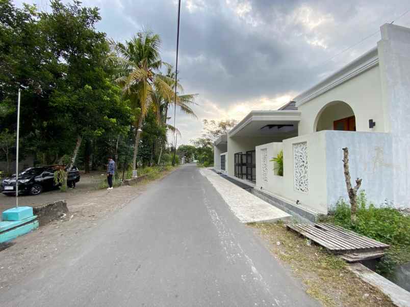 dijual tanah karanganyar wedomartani