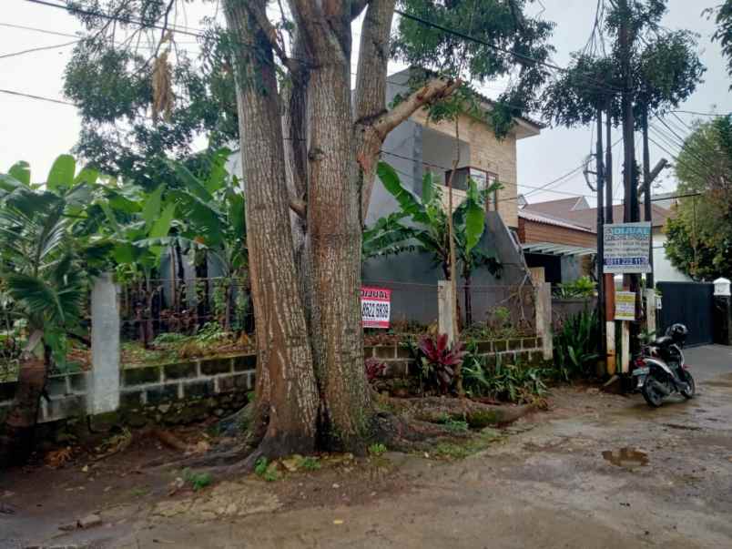 dijual tanah komplek gegerkalong