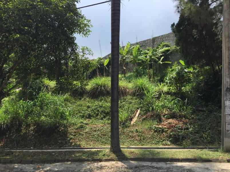 dijual tanah komplek setiabudhi regency