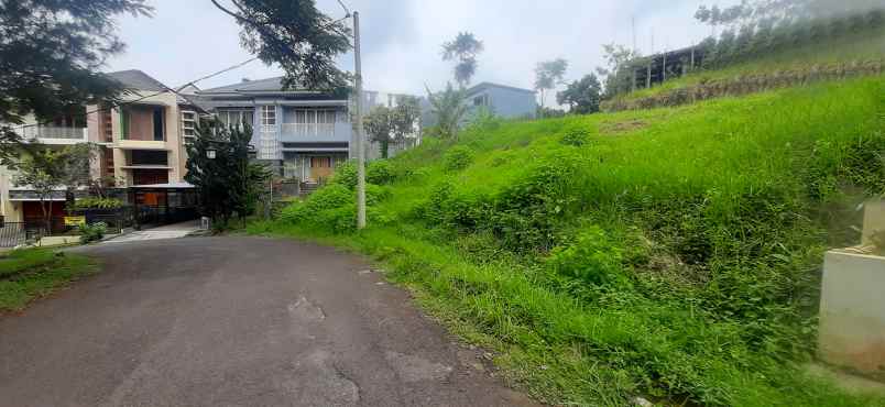 dijual tanah resort dago pakar