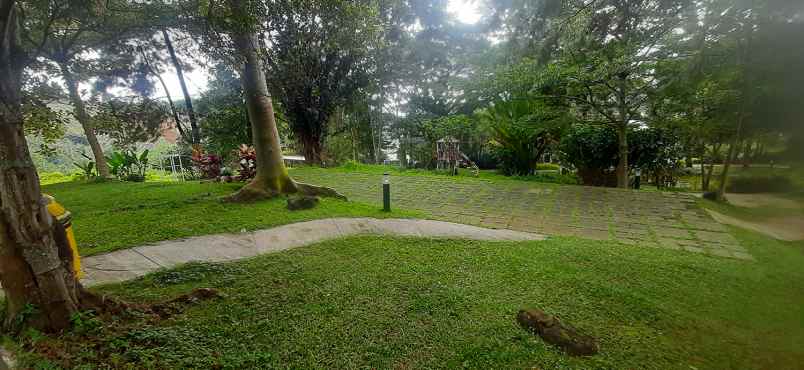 dijual tanah resort dago pakar