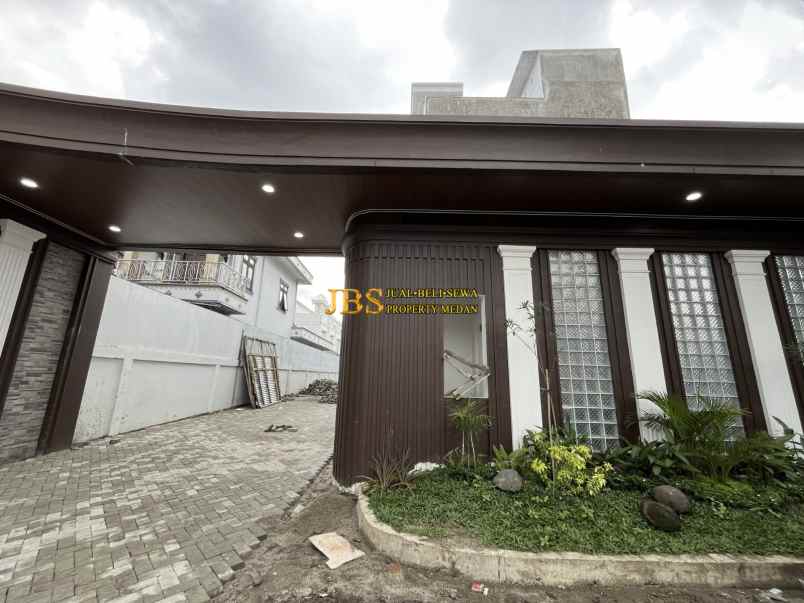 dijual villa komplek union mentari
