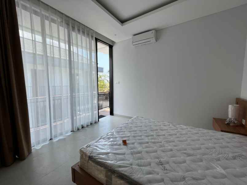 dijual villa nusa dua