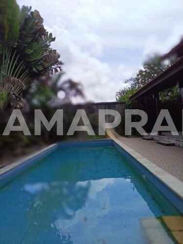 dijual villa puri gading