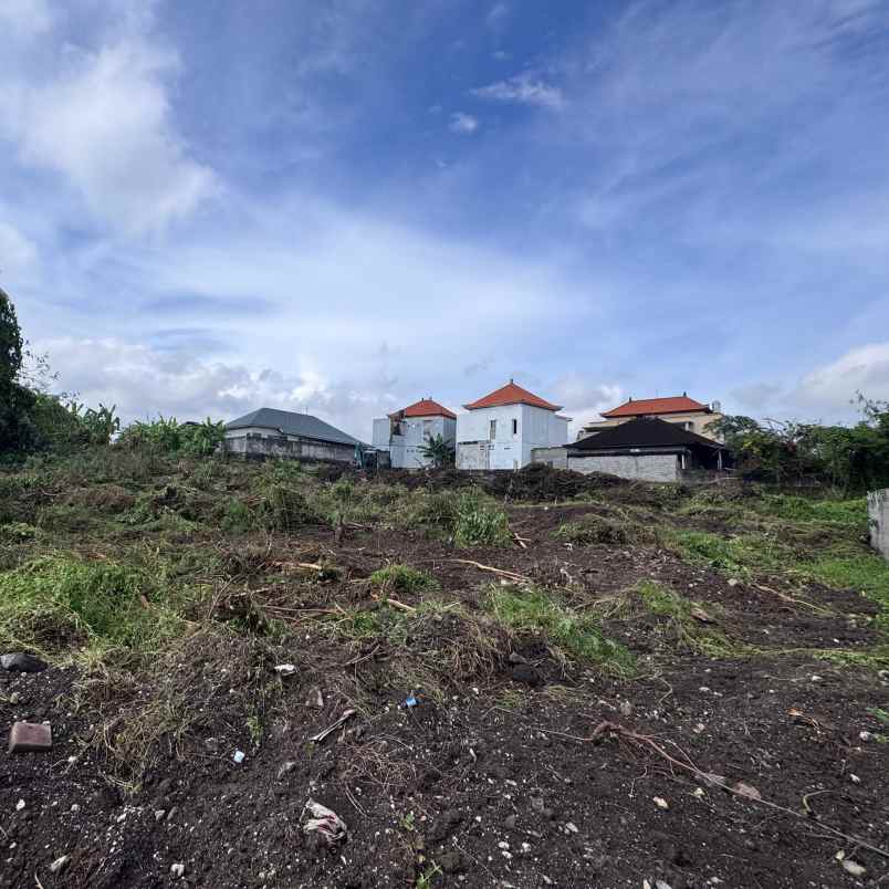 dikontrakan 25 are jl padonan veteran buduk mengwi