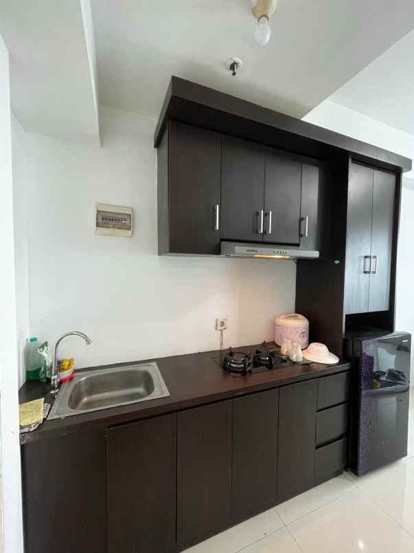 disewakan apartemen apartemen tanglin pakuwon
