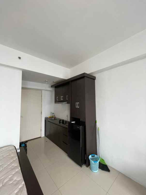 disewakan apartemen apartemen tanglin pakuwon