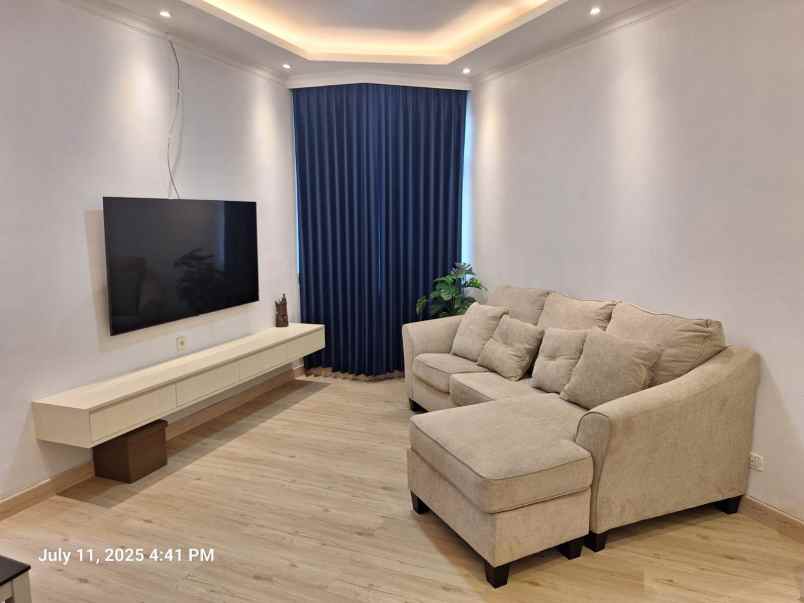 disewakan apartemen crown court lippo cikarang
