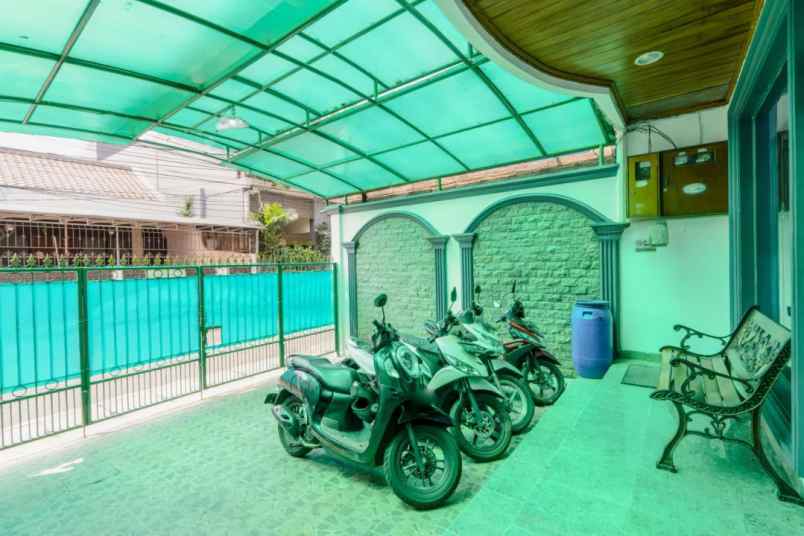 disewakan kost jl kampung melayu kecil 3