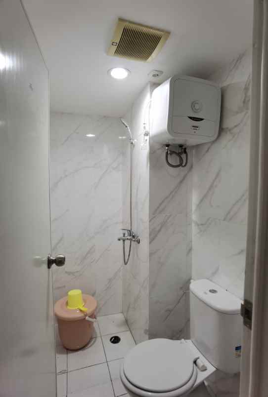 disewakan podomoro golf view tipe studio furnished