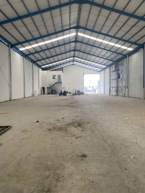 disewakan ruko gudang kantor delta silicon lippo cikarang