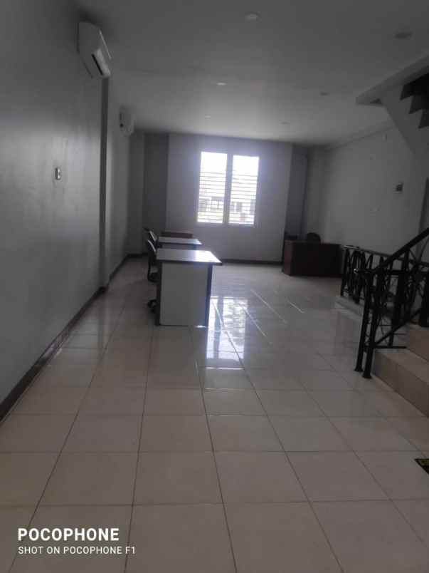 disewakan ruko gudang kantor harapan indah 1