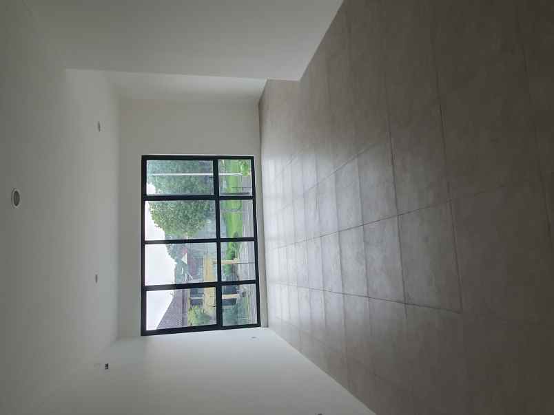 disewakan ruko gudang kantor hive tanamera lippo