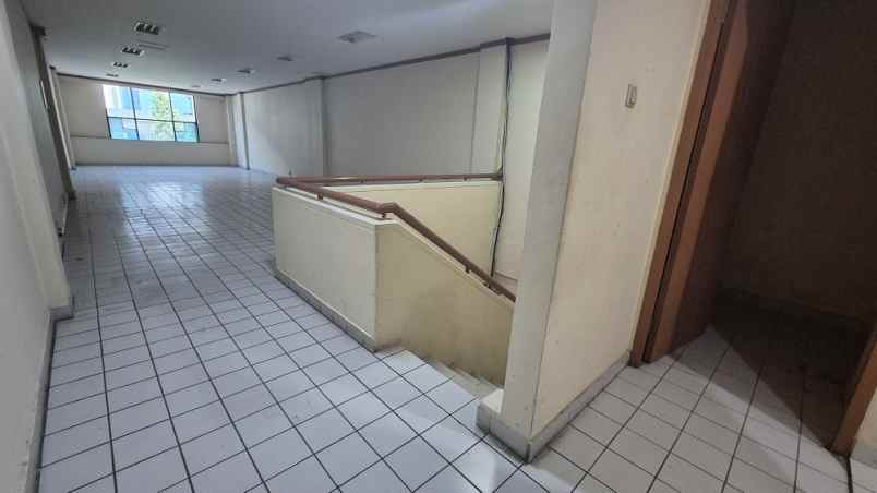 disewakan ruko gudang kantor jl bouelvard raya kelapa