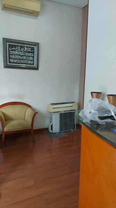 disewakan ruko gudang kantor menteng