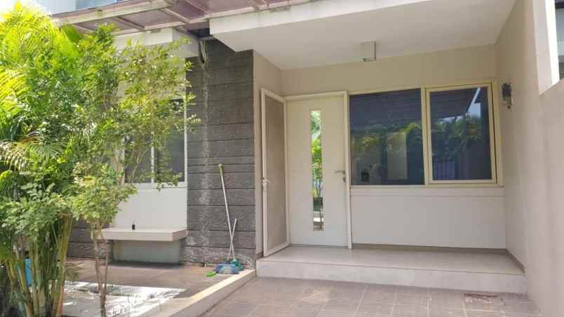 disewakan rumah alam galaxy sambikerep surabaya barat