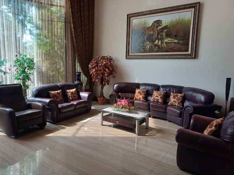 disewakan rumah araya galaxy bumi permai