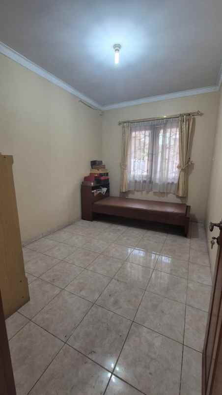 disewakan rumah janur kuning residence