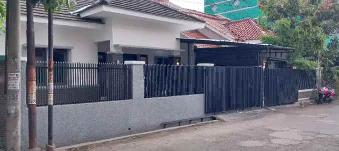 disewakan rumah komplek graha pesona