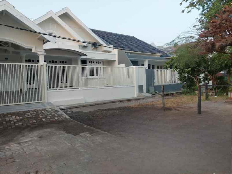 disewakan rumah nirwana eksekutif