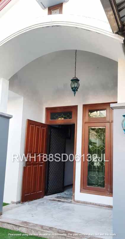 disewakan rumah simpang darmo permai