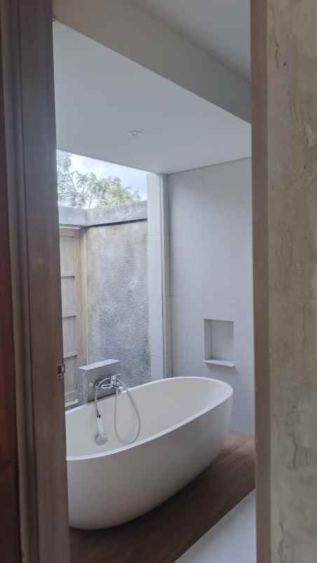 for sale a prime land and villa complex