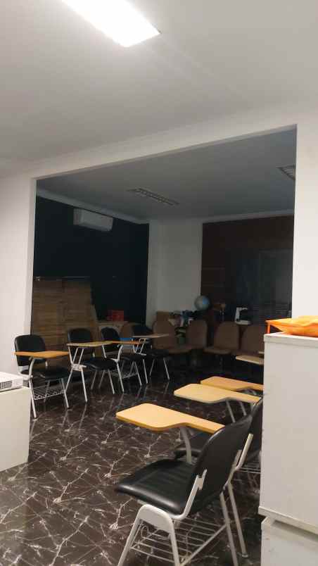 gedung kantor gudang dijual