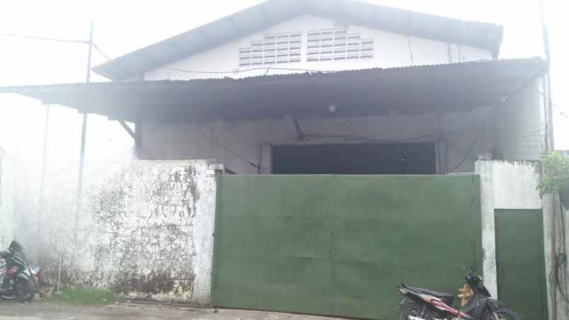 gudang di gedangan sidoarjo hadap selatan nego