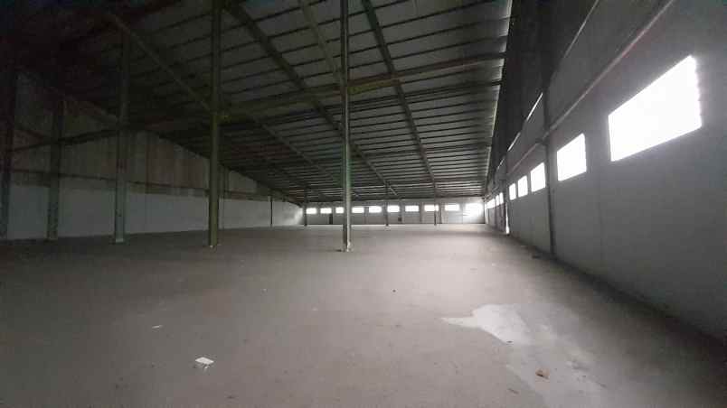 gudang sewa di gedebage akses kontainer 40ft