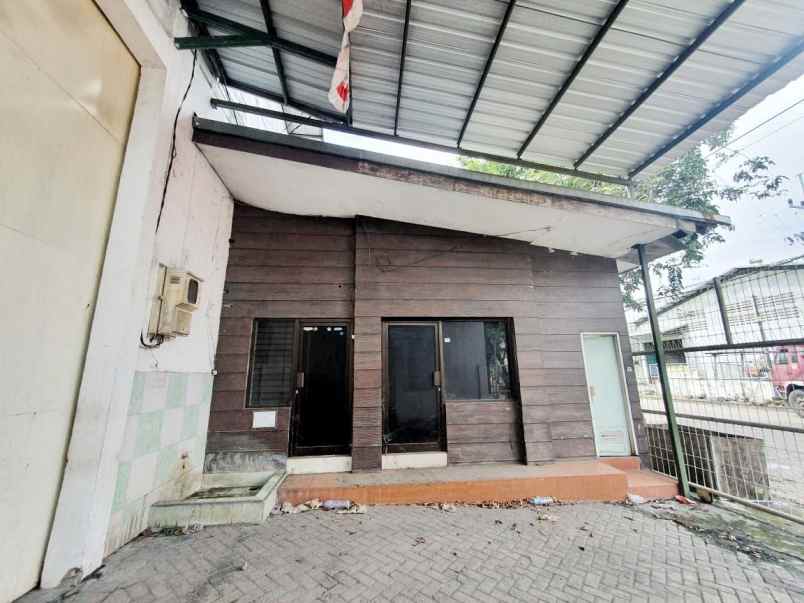 gudang sinar gedangan strategis ada pagar ada kantor