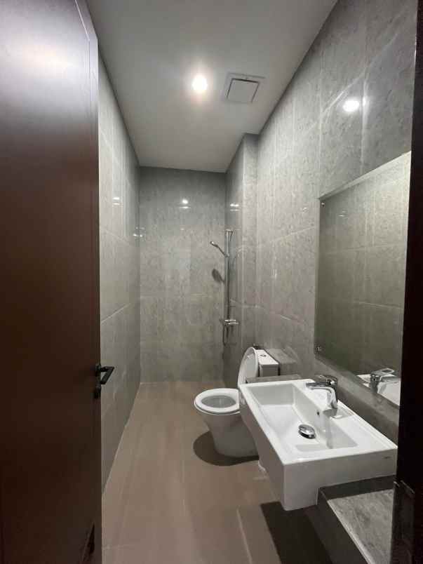 jual 1 rumah semi furnished di summarecon bogor