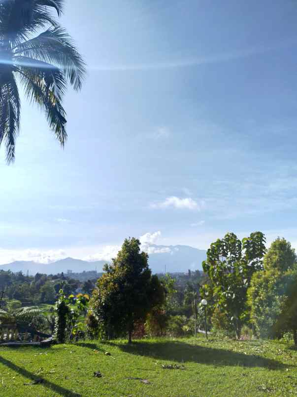 jual hotel resort bagus di kawasan megamendung bogor