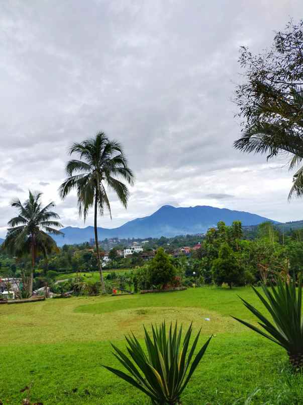 jual hotel resort bagus di kawasan megamendung bogor