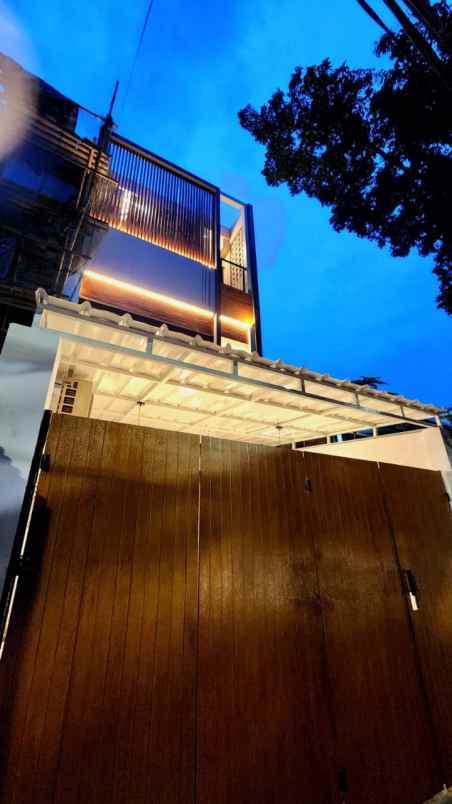 jual kos kosan 24 kamar full penyewa di jakarta barat