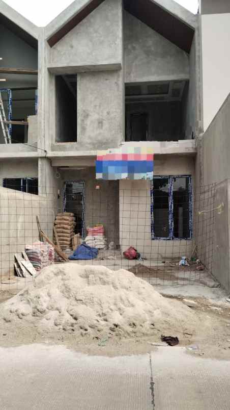 jual rumah baru kav dki meruya utara