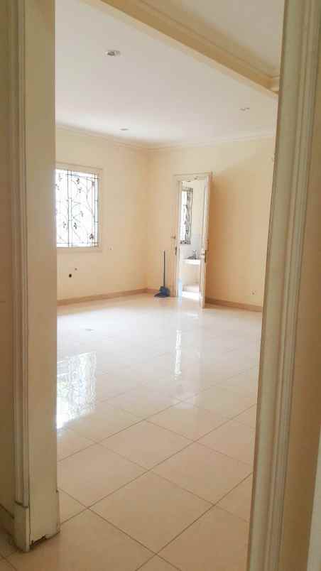 jual rumah cluster exclusive kota wisata cibubur