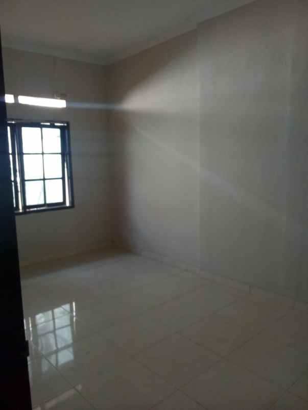 jual rumah di jatiwaringin asri kawasan elit