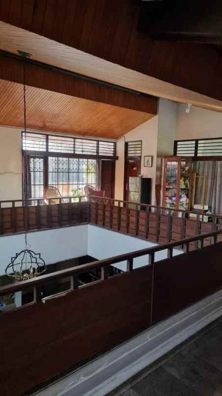 jual rumah lama di jatipulo jakarta barat sangat bagus